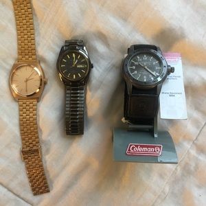Rose gold Nixon watch from zumiez